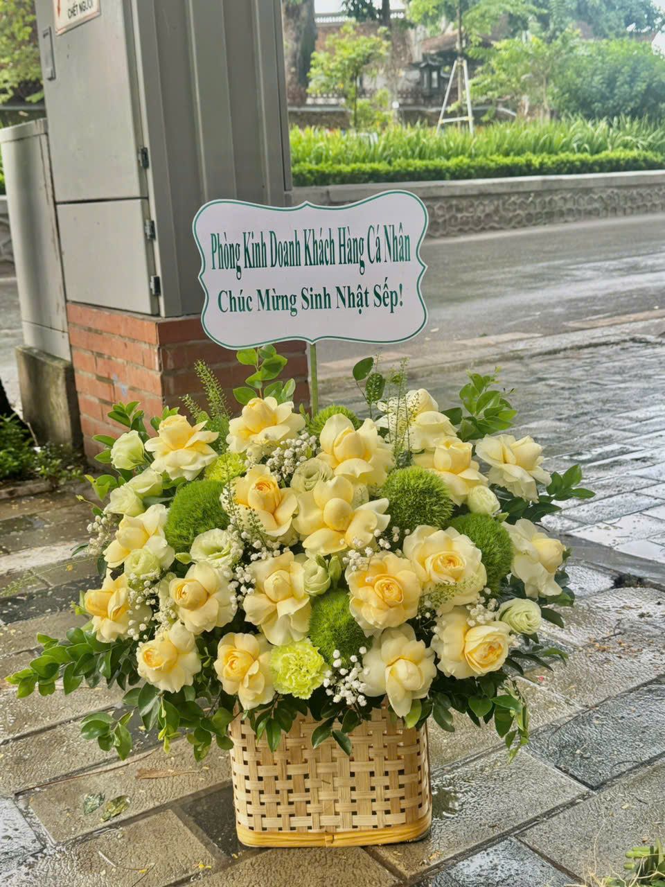 Giỏ hoa sinh nhật tặng nam